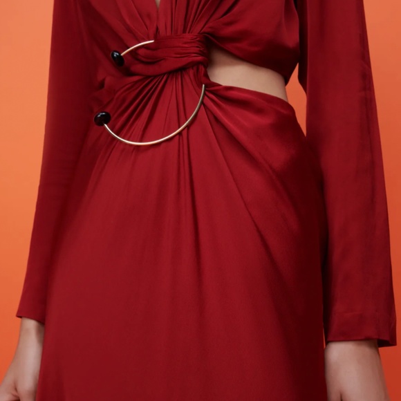 ZARA NWT LIMITED EDITION CUT OUT DRESS - Picture 2 of 5